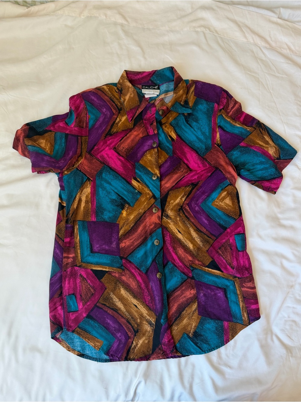 Multicolor Abstract Print Button-Up Blouse - Picture 3 of 4